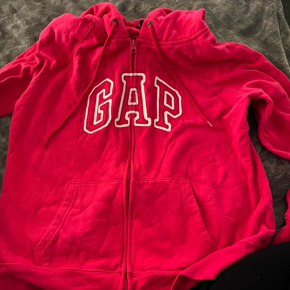 GAP hoodie